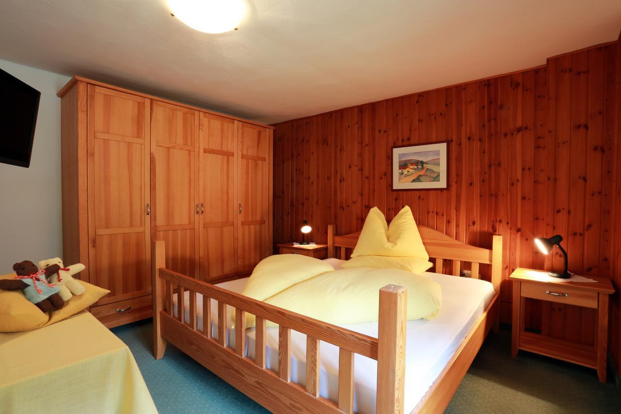 Hotel Steinerhof Braies  Esterno foto