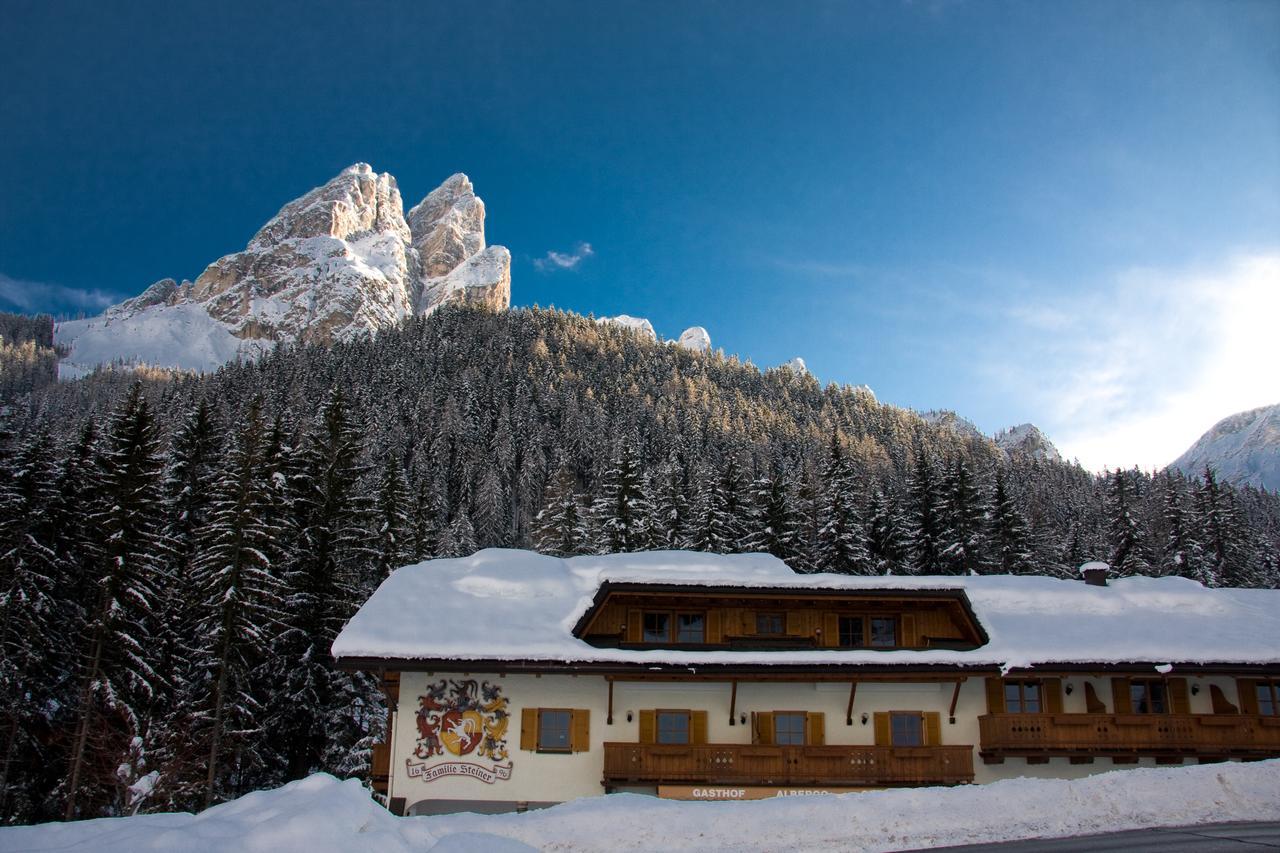 Hotel Steinerhof Braies  Esterno foto
